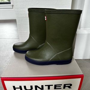 Boys Hunter rain boots.  Size EU 29 US 12